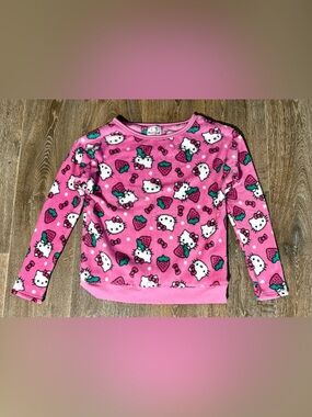 Women’s Sanrio Hello Kitty Strawberry Fleece Pajama Top Size Small